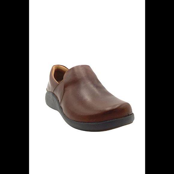 Clarks Unstructured Leather Slip On Shoes Un Loop 2 Step Dark Tan - Medium - Picture 2 of 5